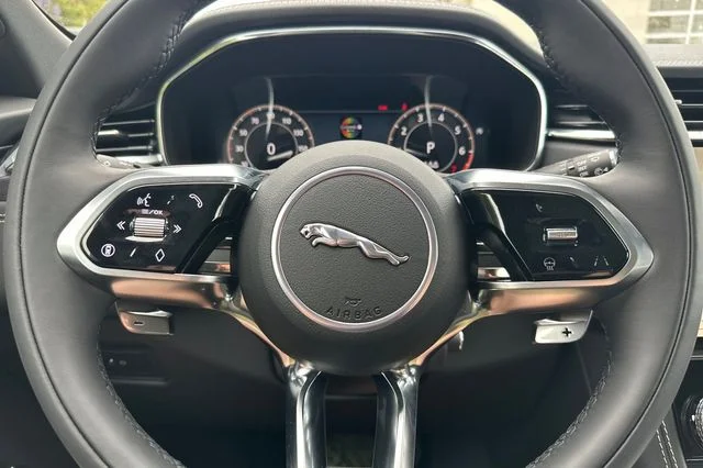 2026 Jaguar F-Pace R-Dynamic S - Photo 22