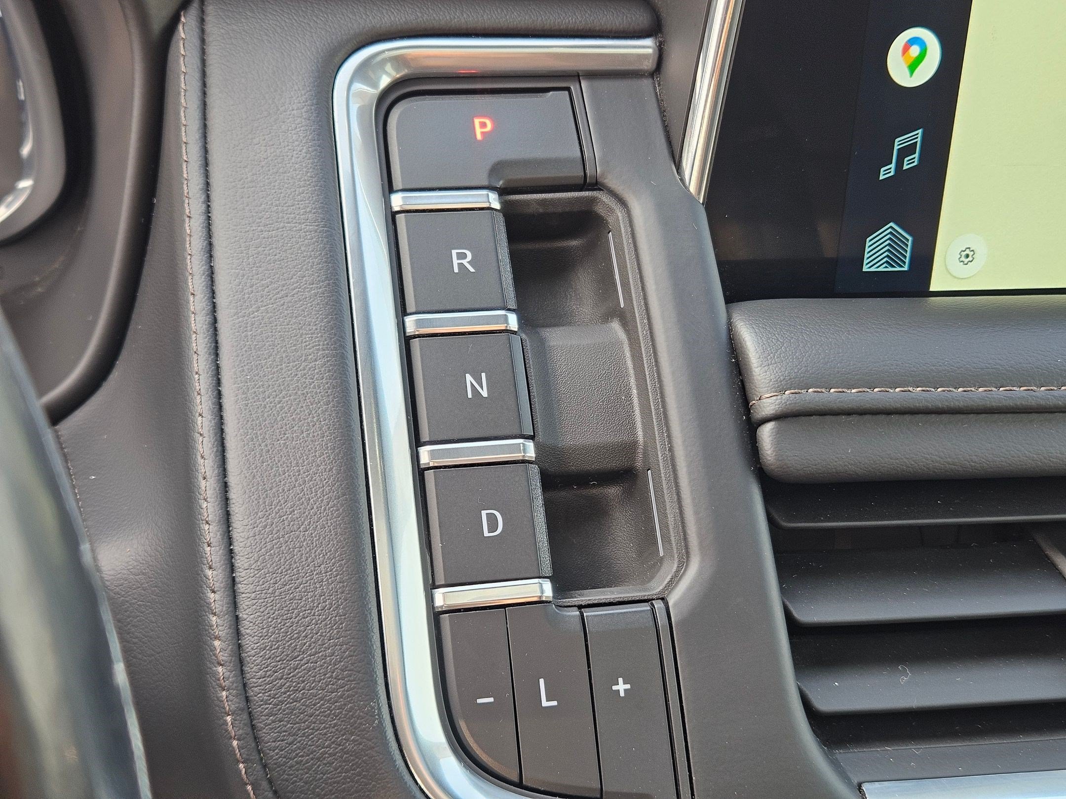 Used 2022 Dark Ash Metallic Chevrolet High Country image 27