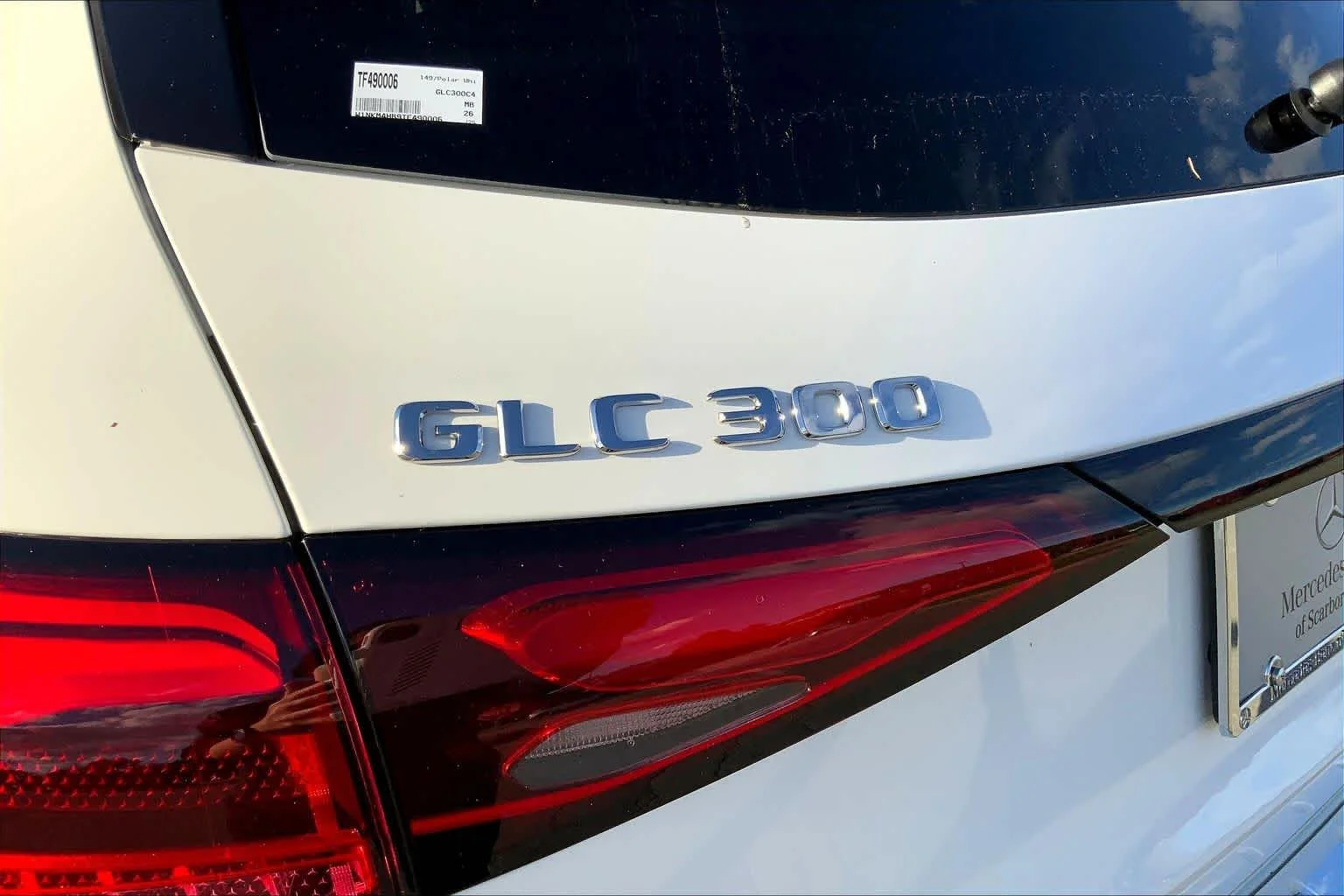 Certified Used 2026 Polar White Mercedes-Benz GLC 300 image 19