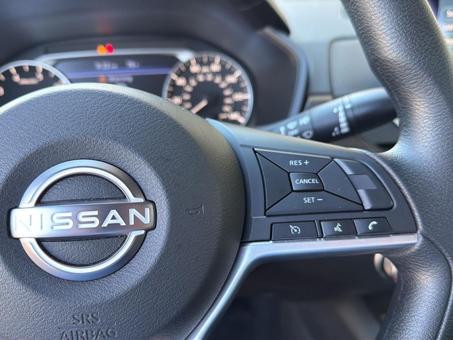 Used 2025 Glacier White Nissan SV image 22