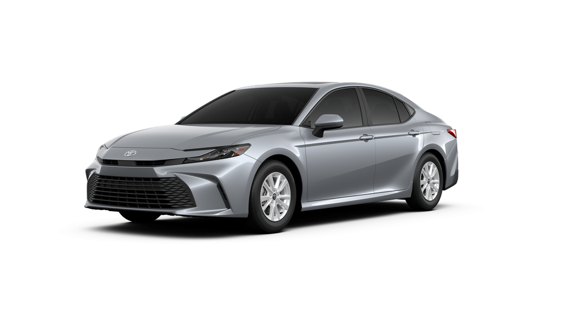 2026 Toyota Camry LE Hybrid's photo
