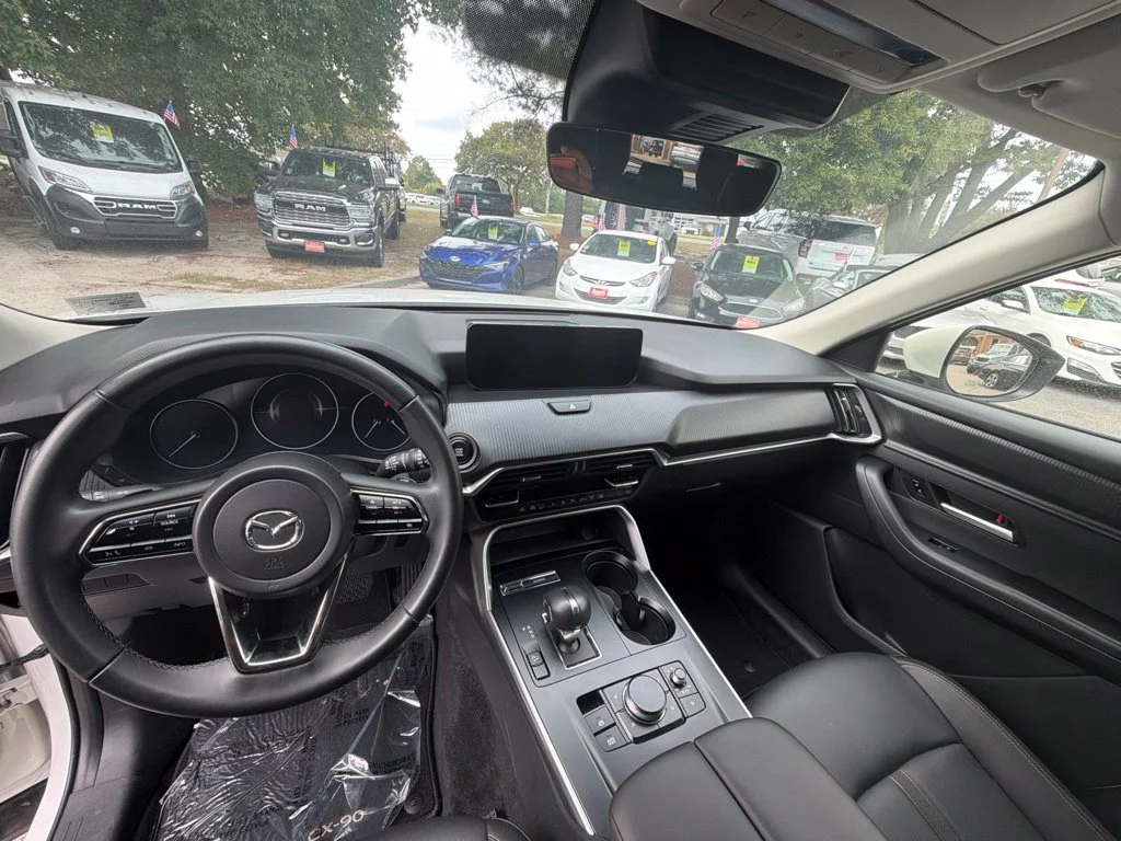 Used 2026 White Mazda 3.3 Turbo Select image 15