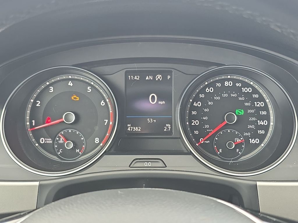 Used 2019 White Volkswagen 3.6L V6 SE image 12