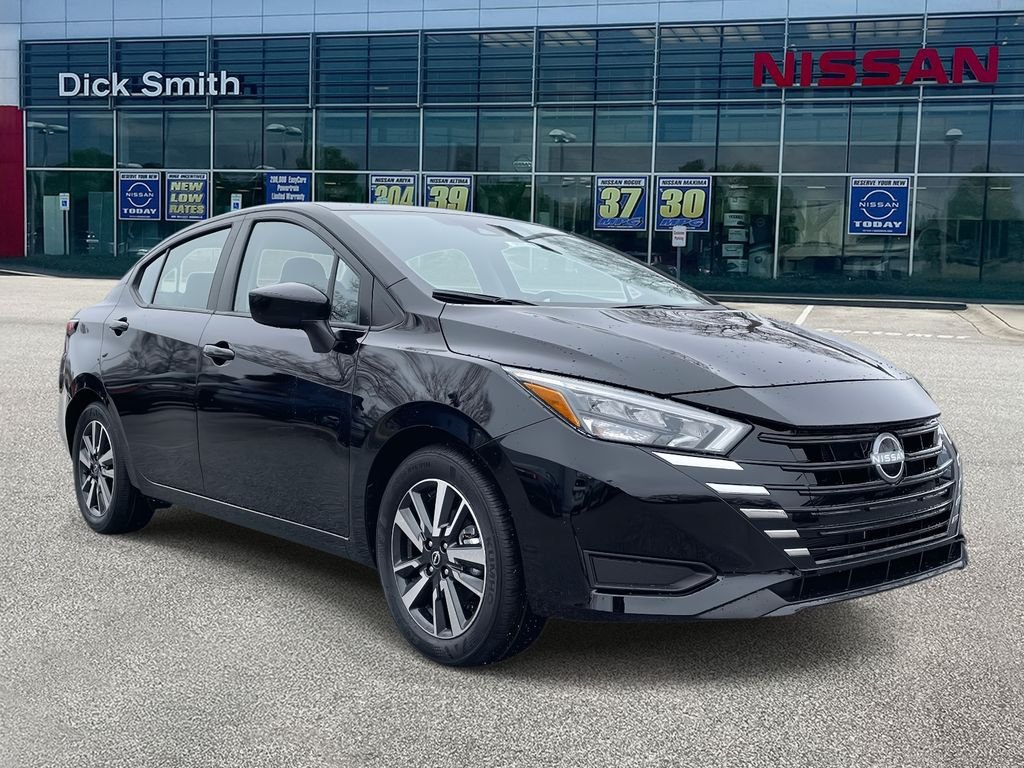 2025 Nissan Versa 1.6 SV CVT's photo