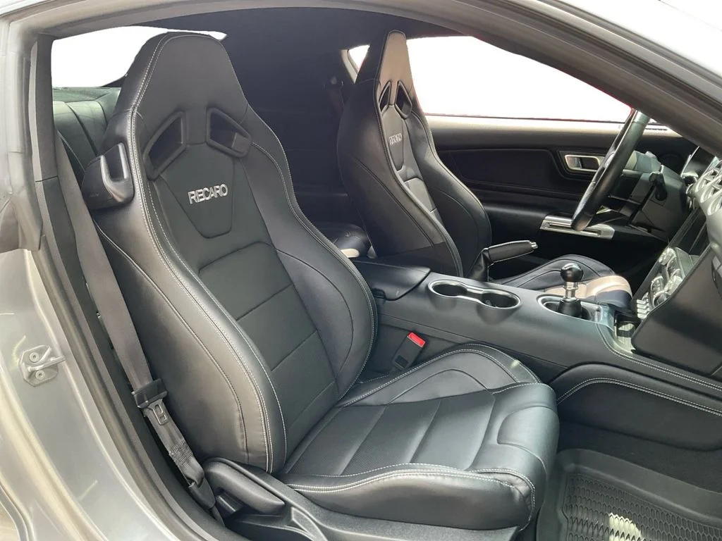 Used 2023 Silver Ford GT Premium image 26