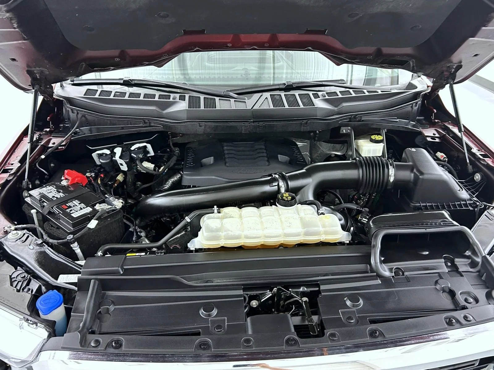 Used 2021 Red Ford XLT image 25
