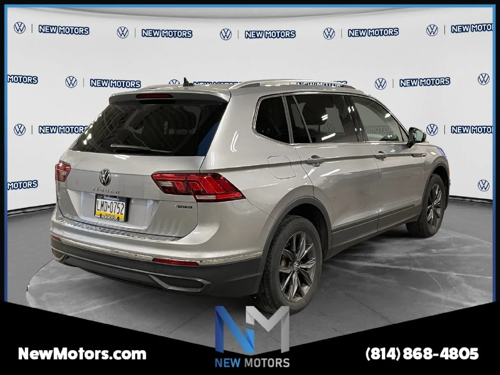 Used 2023 Pyrite Silver Metallic Volkswagen 2.0T SE image 5