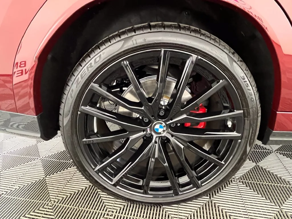 Used 2026 Red Metallic BMW xDrive40i image 16