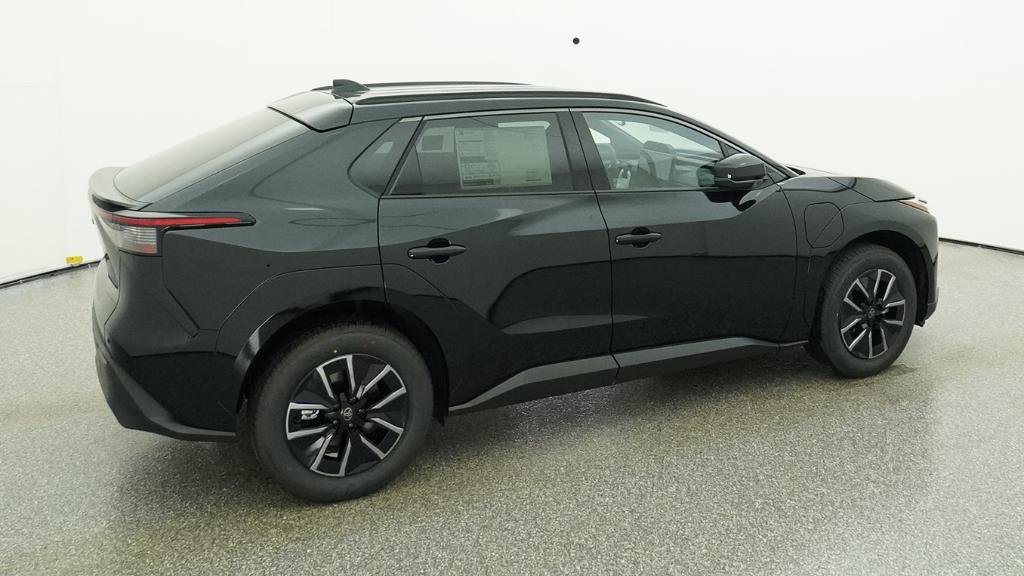 New 2026 Midnight Black Metallic Toyota XLE image 11
