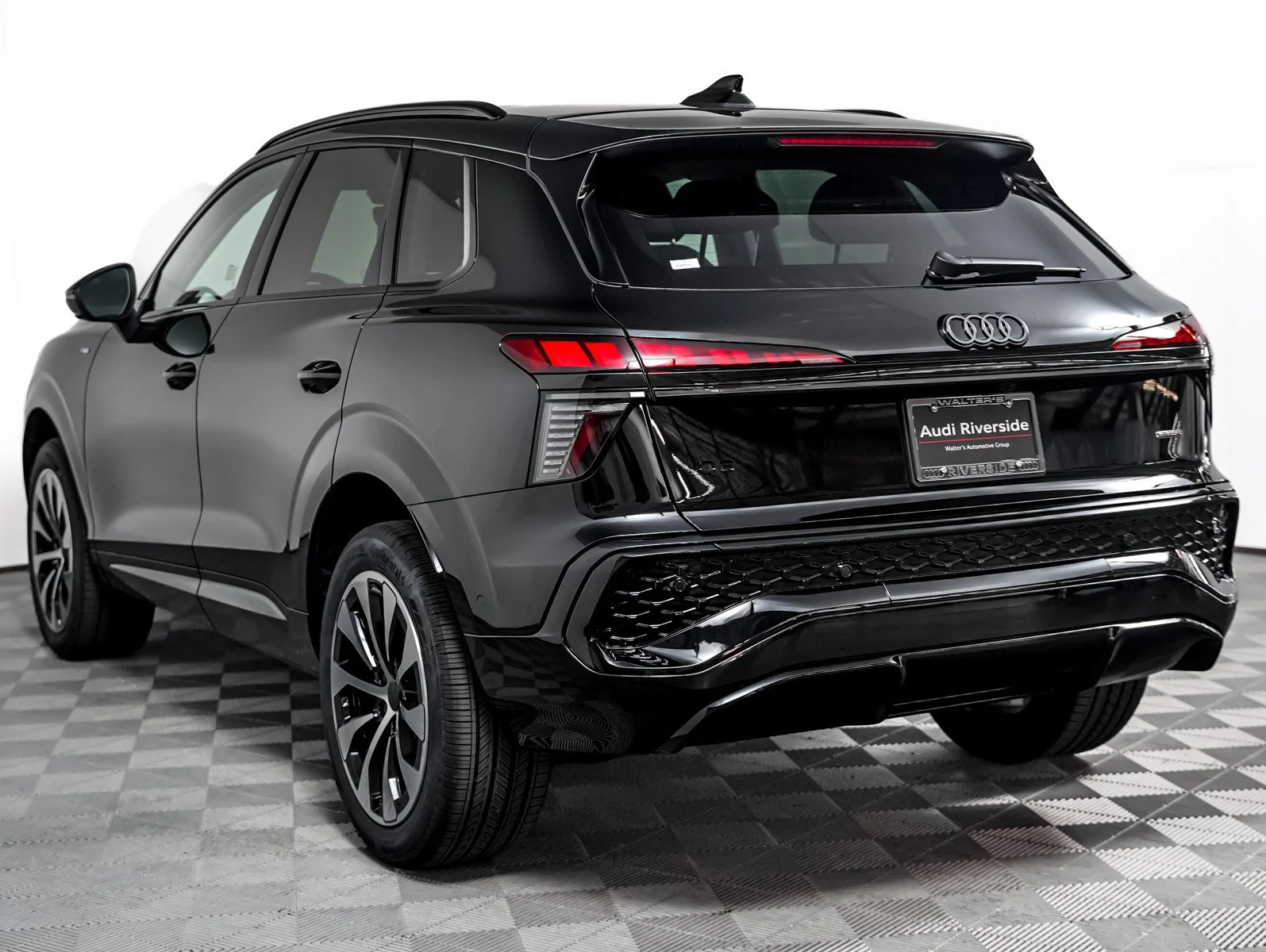 New 2026 Mythos Black Metallic Audi S line image 2