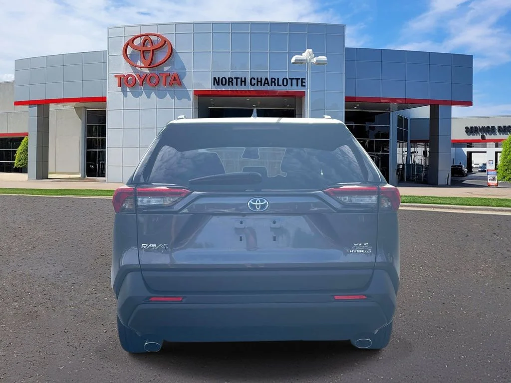 Used 2022 Gray Toyota XLE image 6