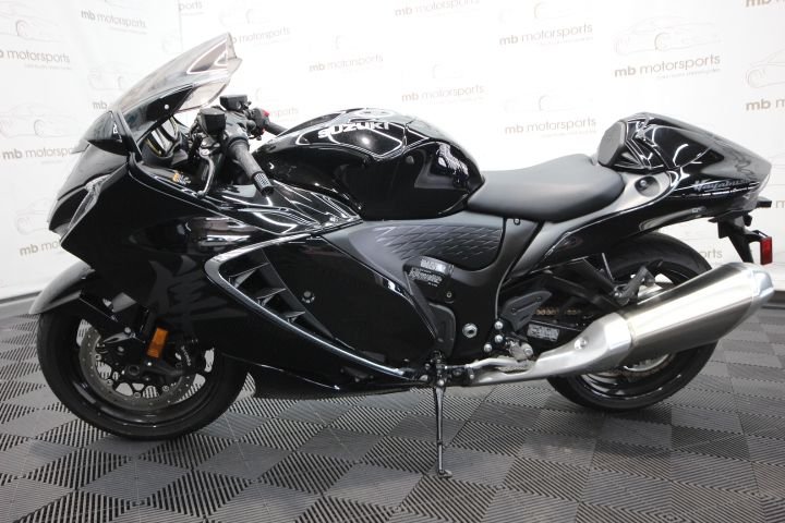 Used 2024 Black Suzuki Sport Touring image 3