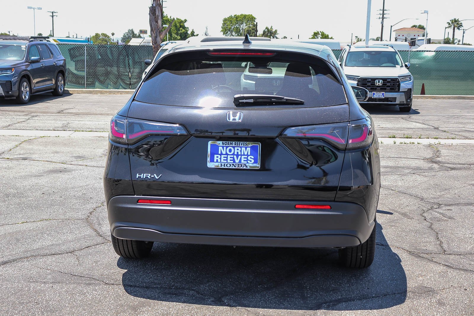 New 2027 Crystal Black Pearl Honda LX 2WD CVT image 10
