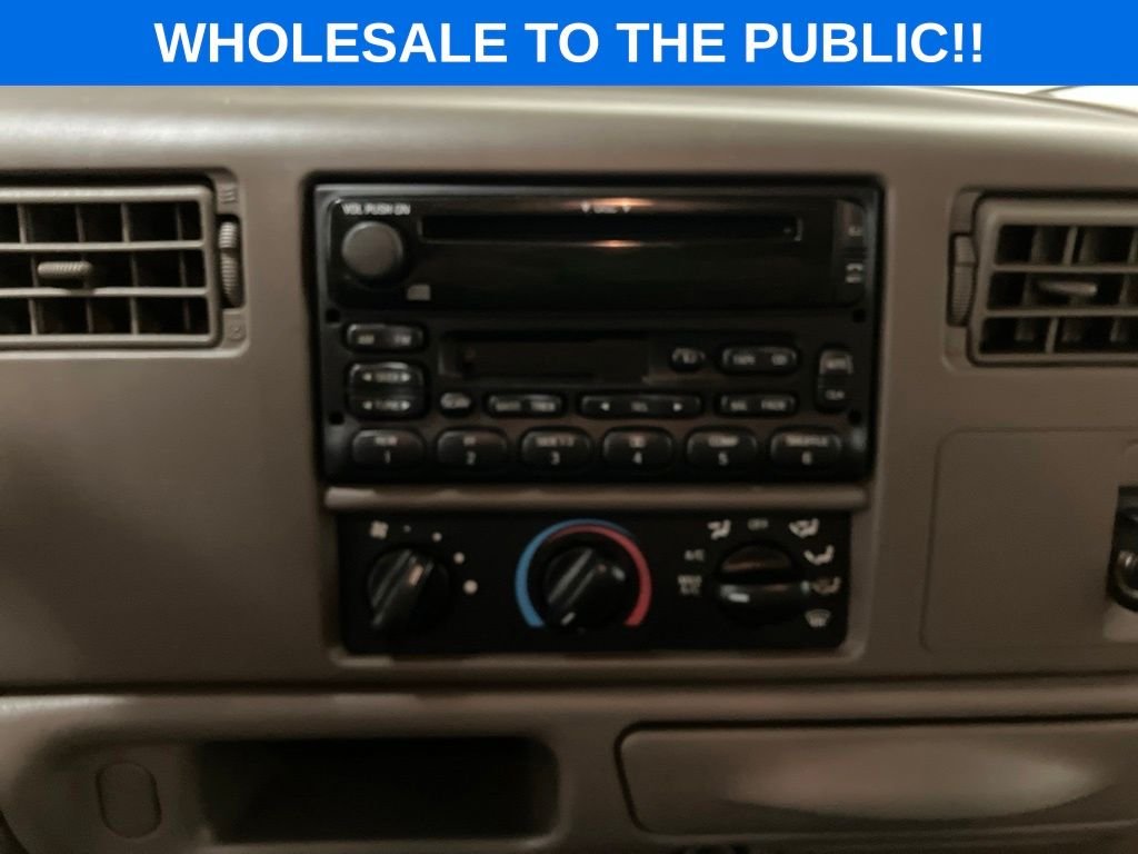 Used 2003 Green Ford Lariat image 4