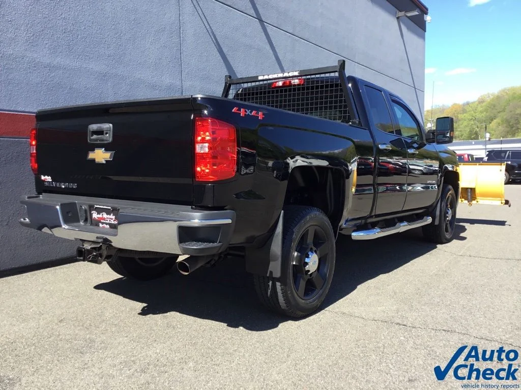 Used 2018 Black Chevrolet Work Truck image 10