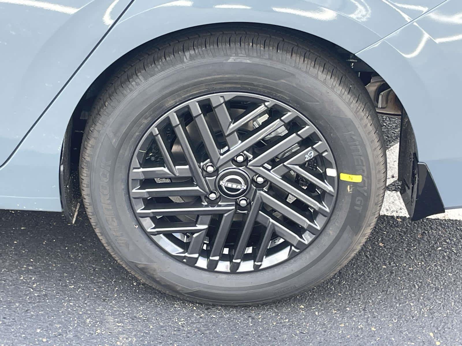 New 2027 Atlantic Gray Metallic Nissan SV image 15