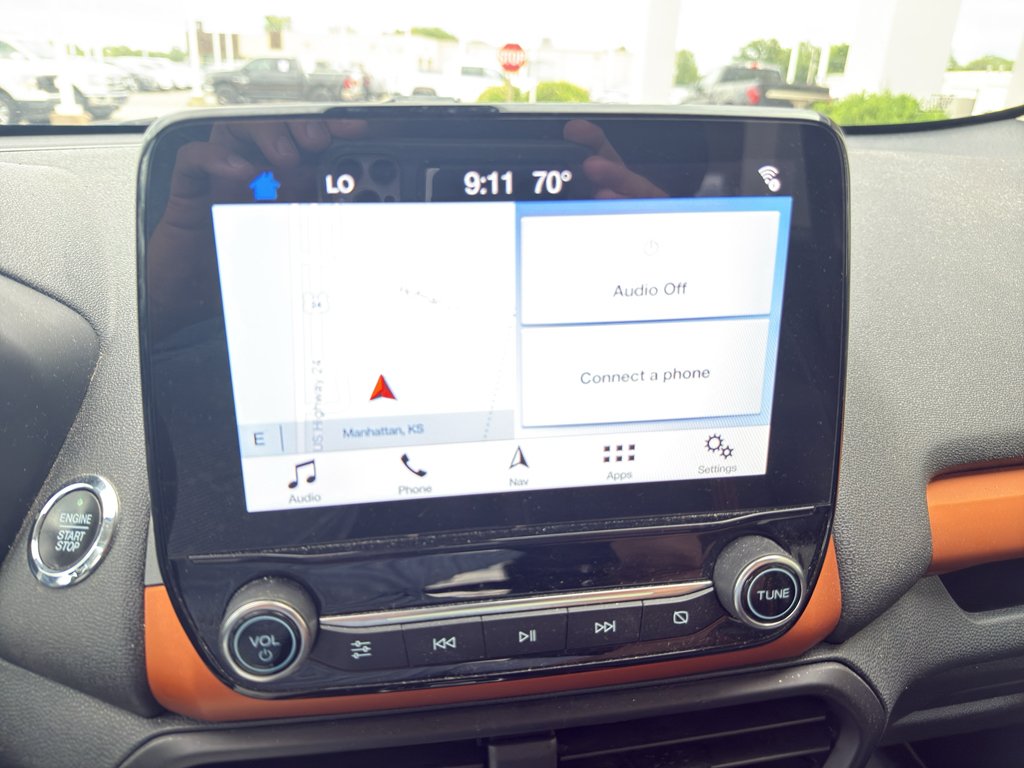 Used 2018 Shadow Black Ford SES image 15