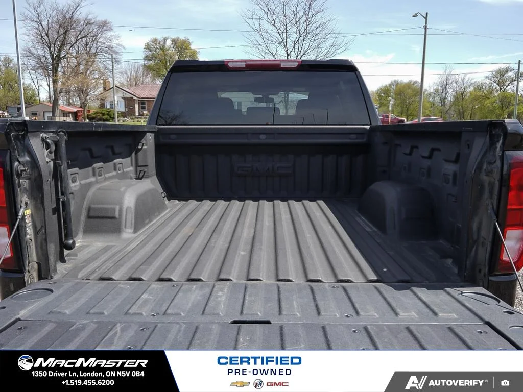 Used 2022  GMC Elevation image 14