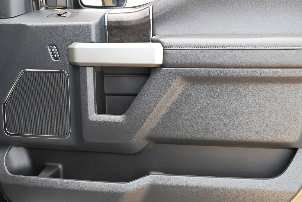 Used 2022 Black Ford Lariat image 8