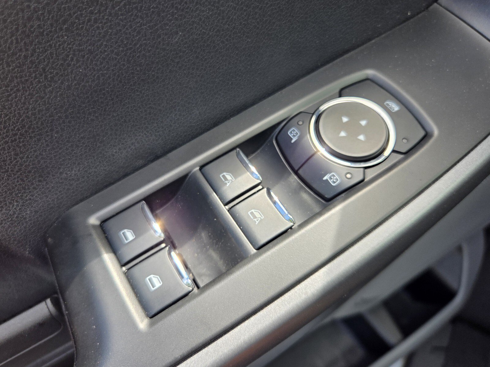 Used 2024 Oxford White Ford XL image 27