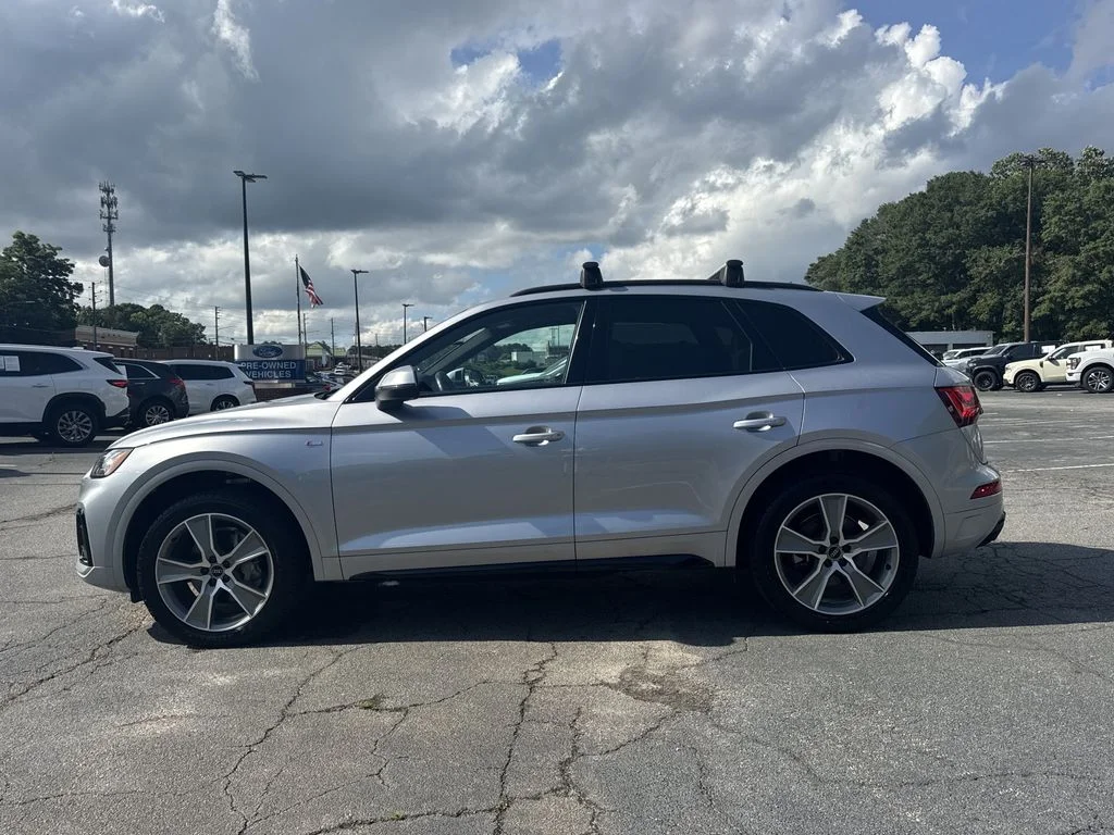 Used 2025 Silver Audi 45 S line Premium image 4