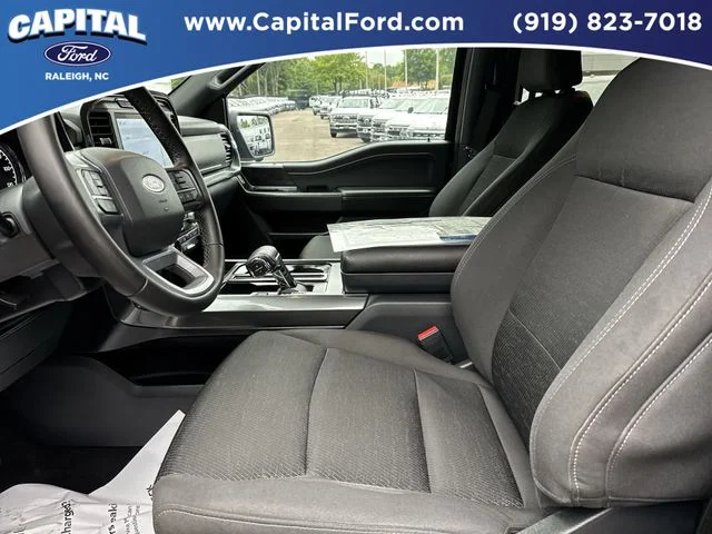 Used 2023 Black Ford XLT image 18