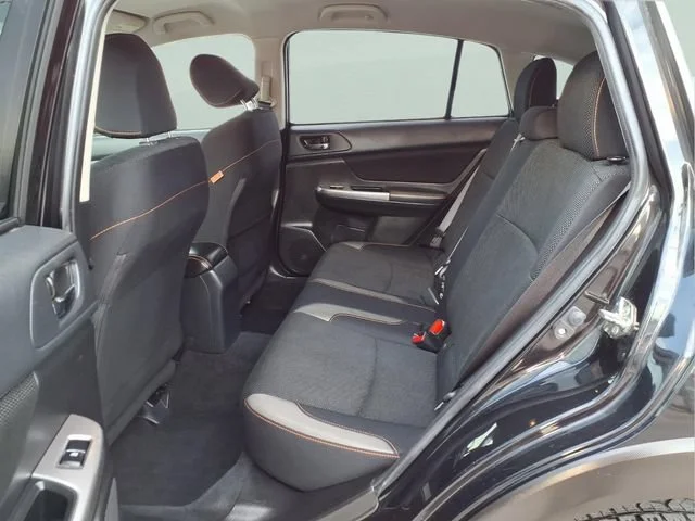 Used 2016  Subaru Premium image 15