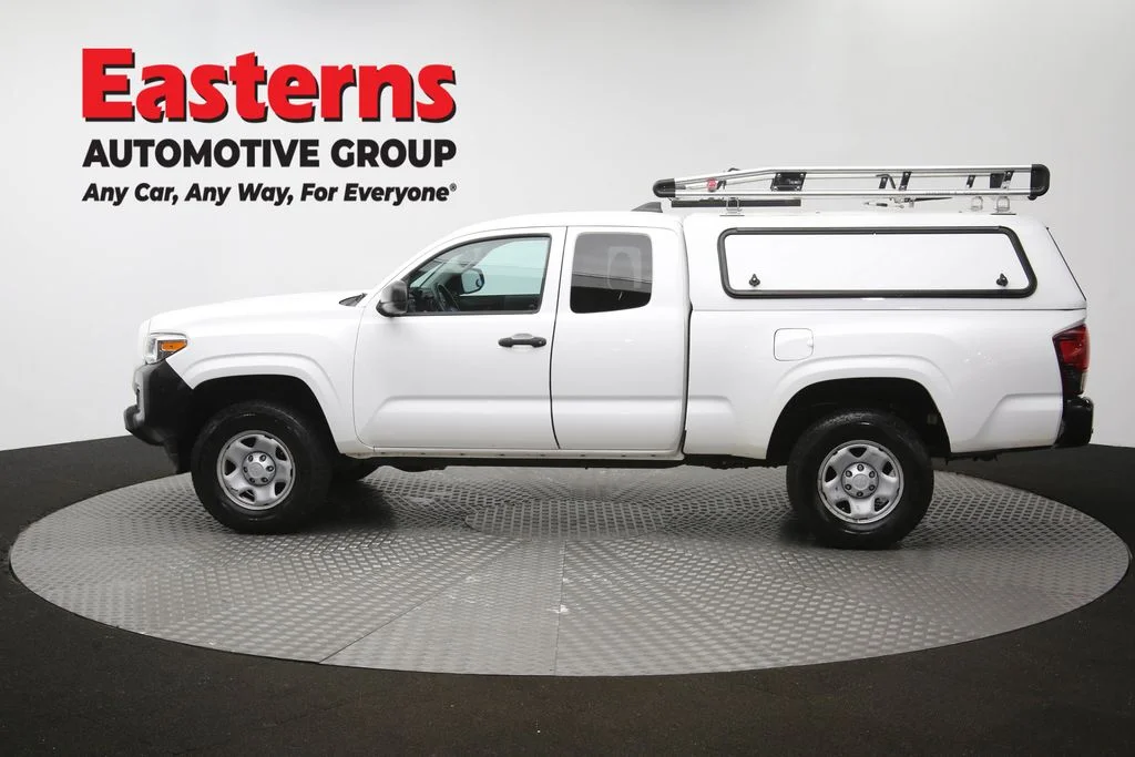 Used 2019 White Toyota SR image 58