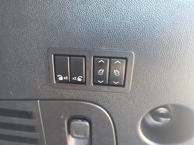 Used 2018 Beige Chevrolet Premier image 36