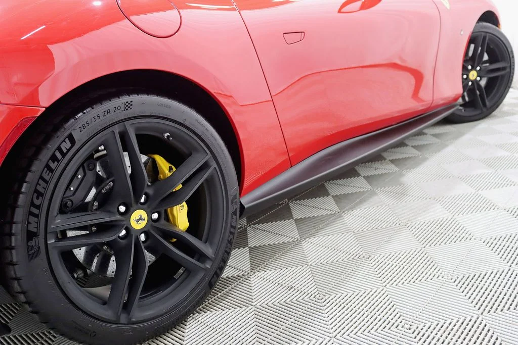 Used 2021 Red Ferrari Base image 13