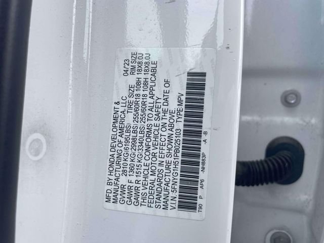 Used 2023 Platinum White Pearl Honda EX-L image 19