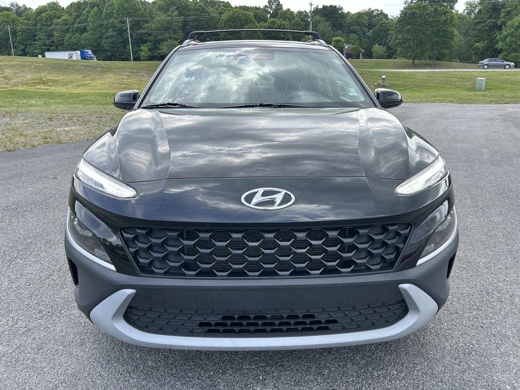 Used 2022 Ultra Black Hyundai SEL image 9
