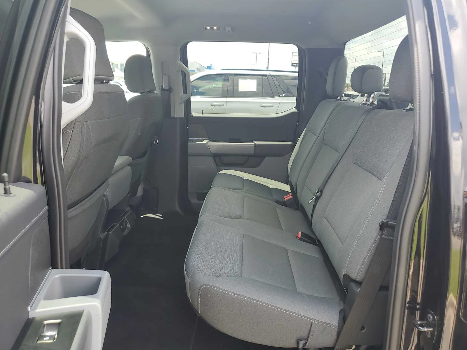 2025 Ford F-150 XLT - Photo 21