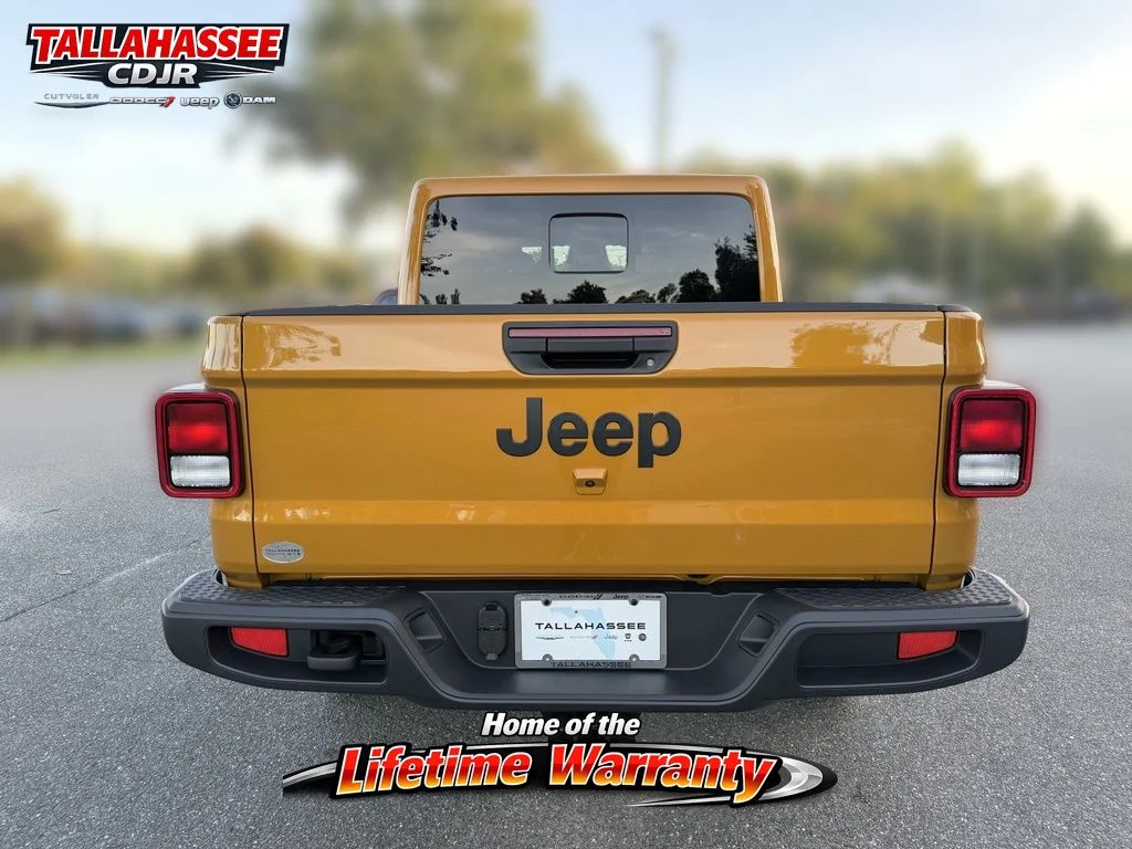New 2026 Goldilocks Exterior Paint Jeep Sport S image 4