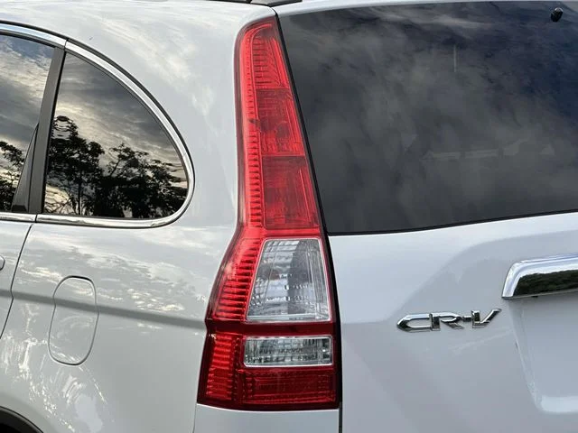 Used 2011 Taffeta White Honda EX-L image 10