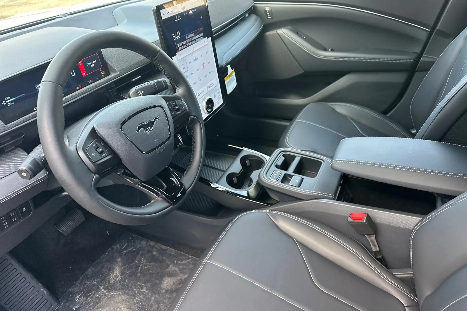 New 2026 Star White Metallic Tri-coat Ford Select image 6