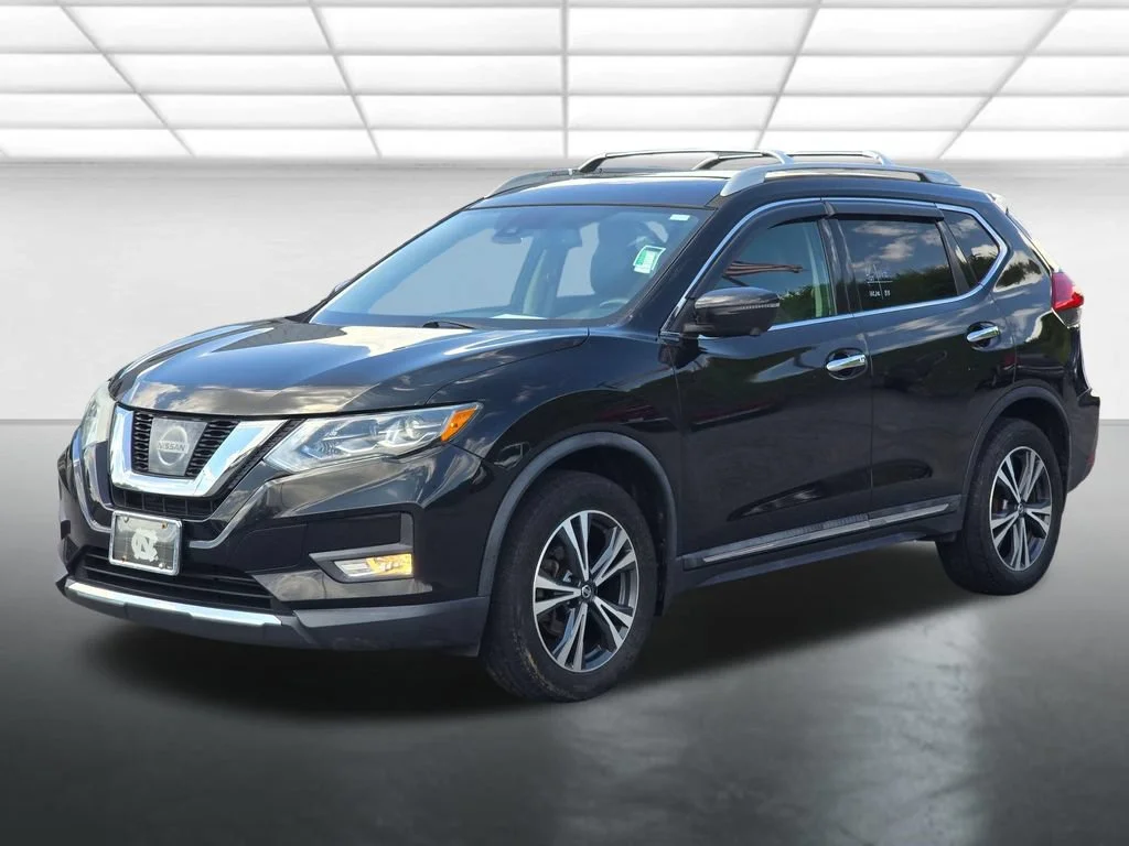 Used 2017 Nissan Rogue SL with VIN 5N1AT2MV7HC861677 for sale in Spruce Pine, NC