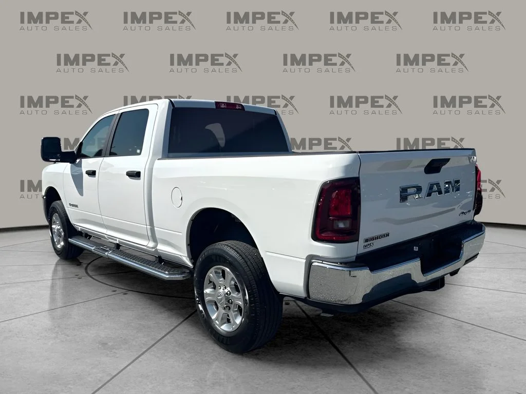 Used 2026 White Ram Big Horn image 3
