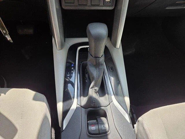 Used 2022 Jet Black Toyota L image 18