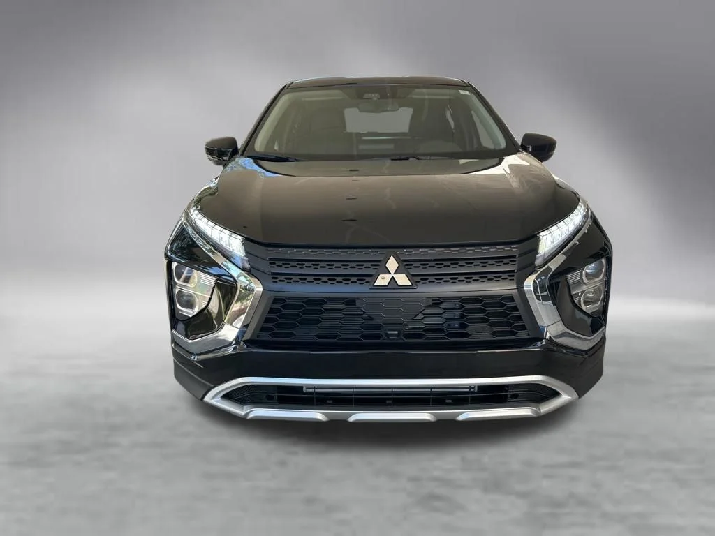 New 2026 Black Mitsubishi SE image 12
