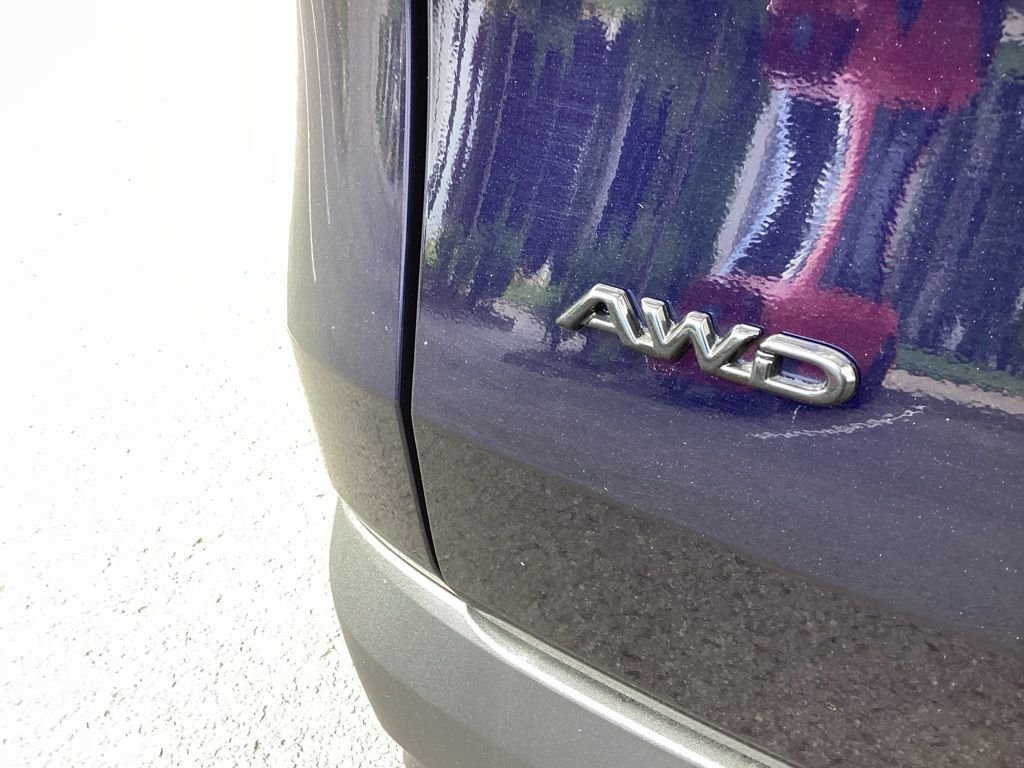 Used 2024 Blue Toyota XLE image 19