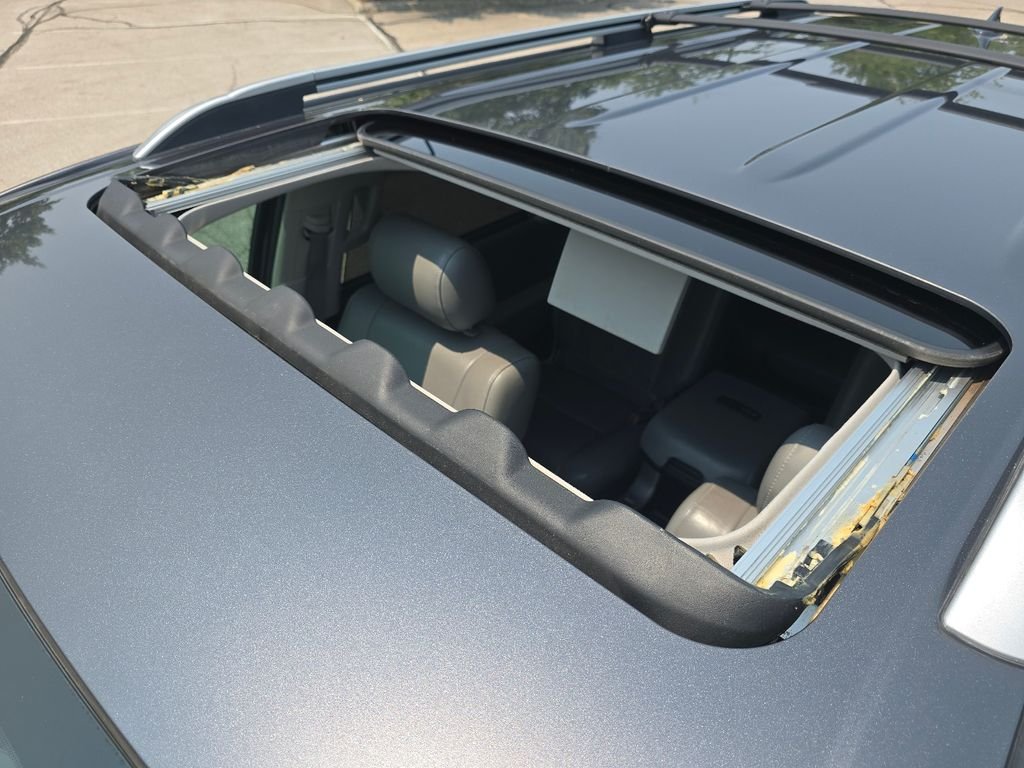 Used 2018 Magnetic Gray Metallic Toyota Platinum image 3