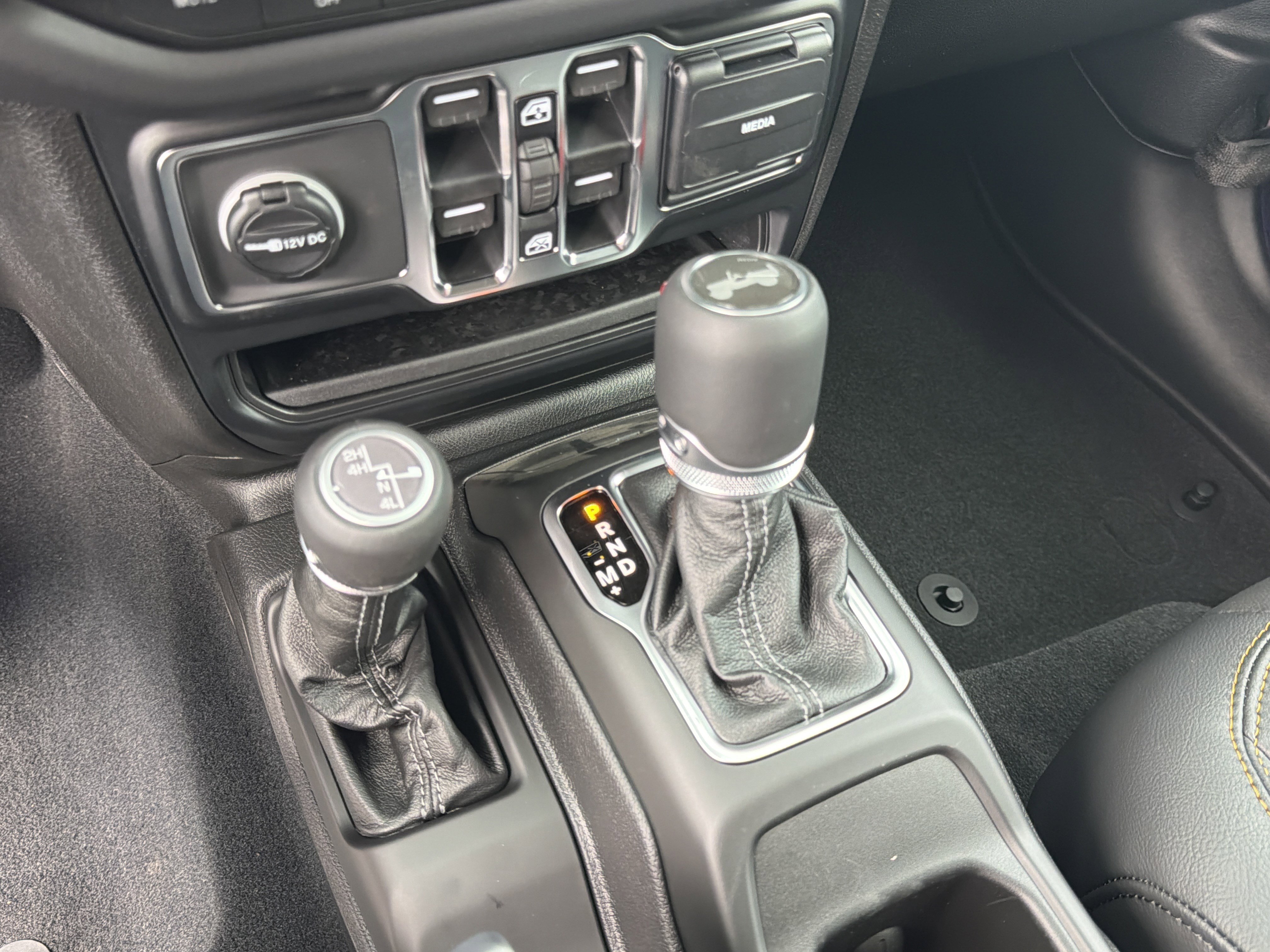 New 2026 Reign Exterior Paint Jeep Sahara image 36