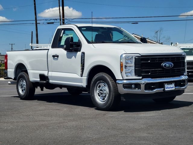 New 2026 Oxford White Ford F-250® XL image 25