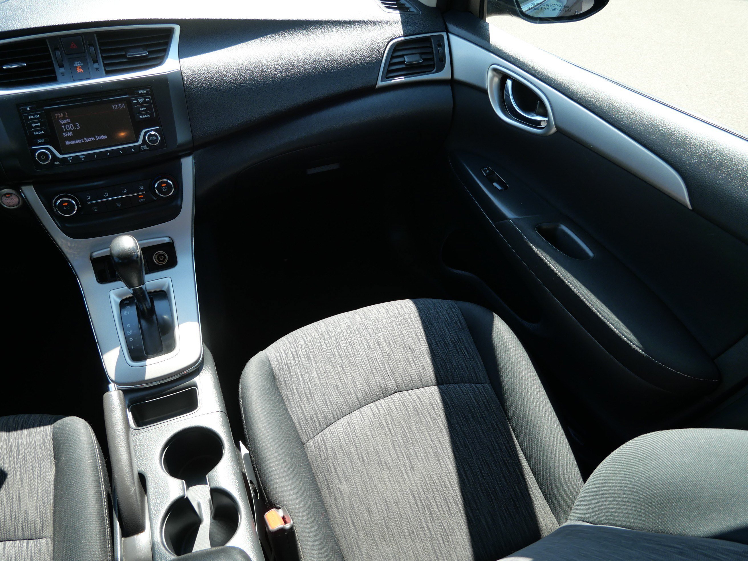 Used 2015 Amethyst Gray Nissan SV image 11