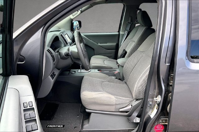 Used 2021 Gray Nissan SV image 23