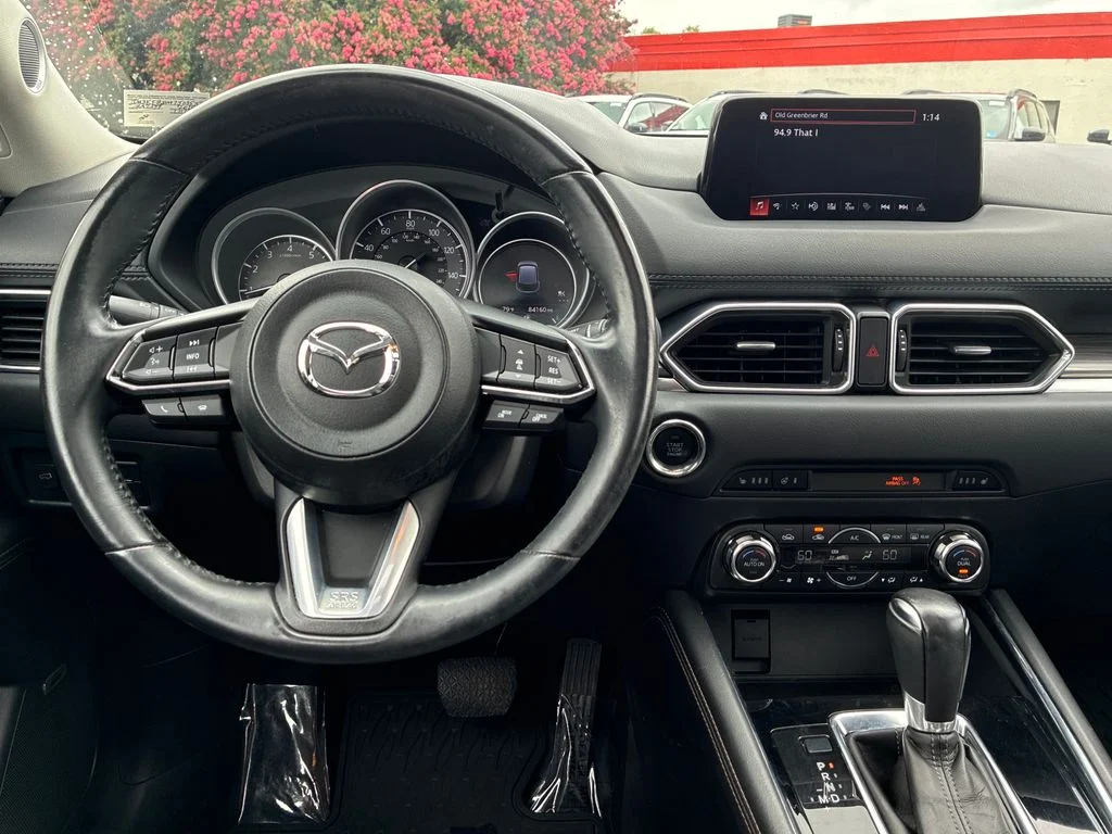 Used 2018 Red Mazda Grand Touring image 14
