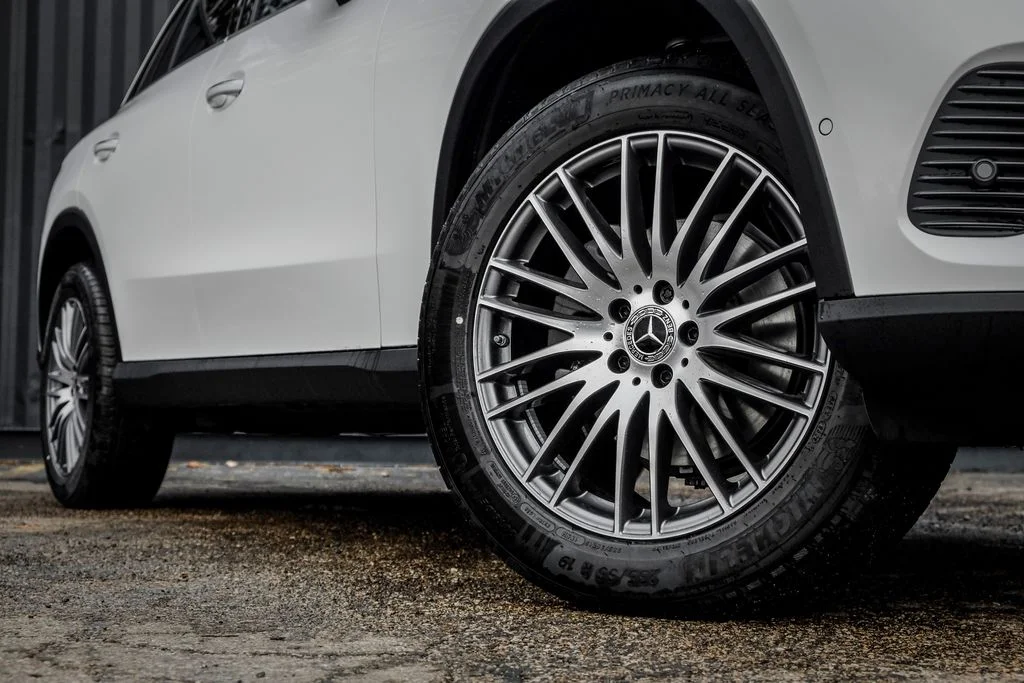 New 2026 Polar White Mercedes-Benz GLC 300 image 7