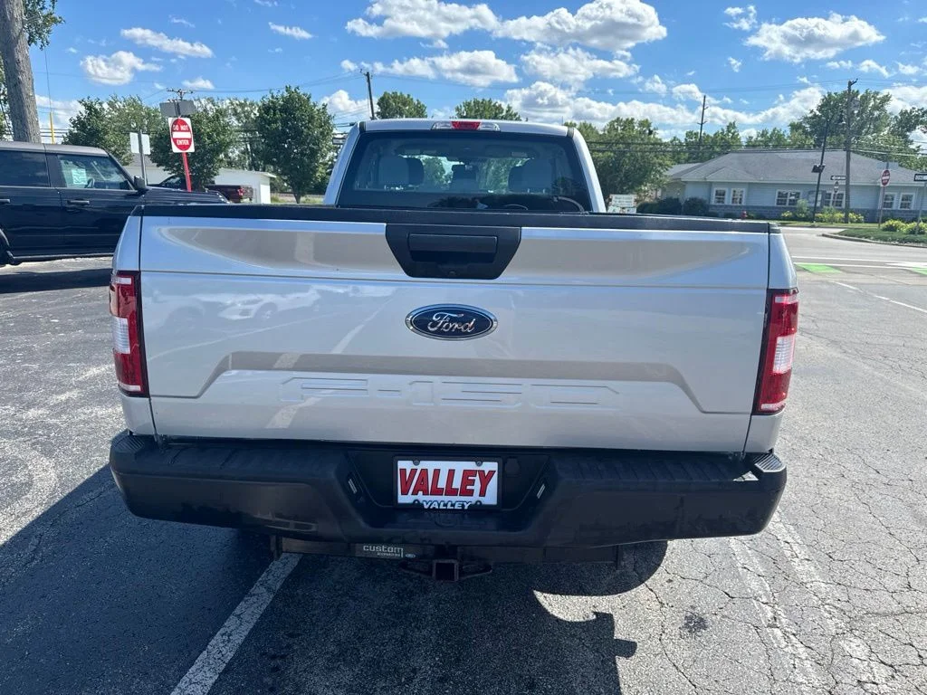 Used 2019 Silver Ford XL image 4