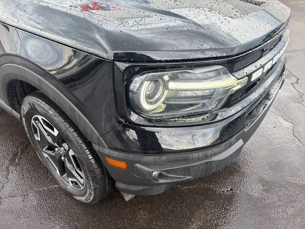 Certified Used 2022 Shadow Black Ford Outer Banks image 10